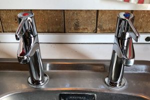 kitchen taps replacement barnehurst