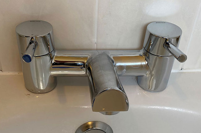 basin bath taps installation gravesend